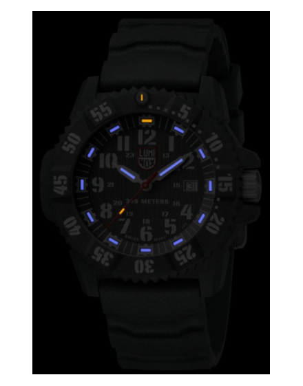 Reloj Luminox Carbon Seal LX3801